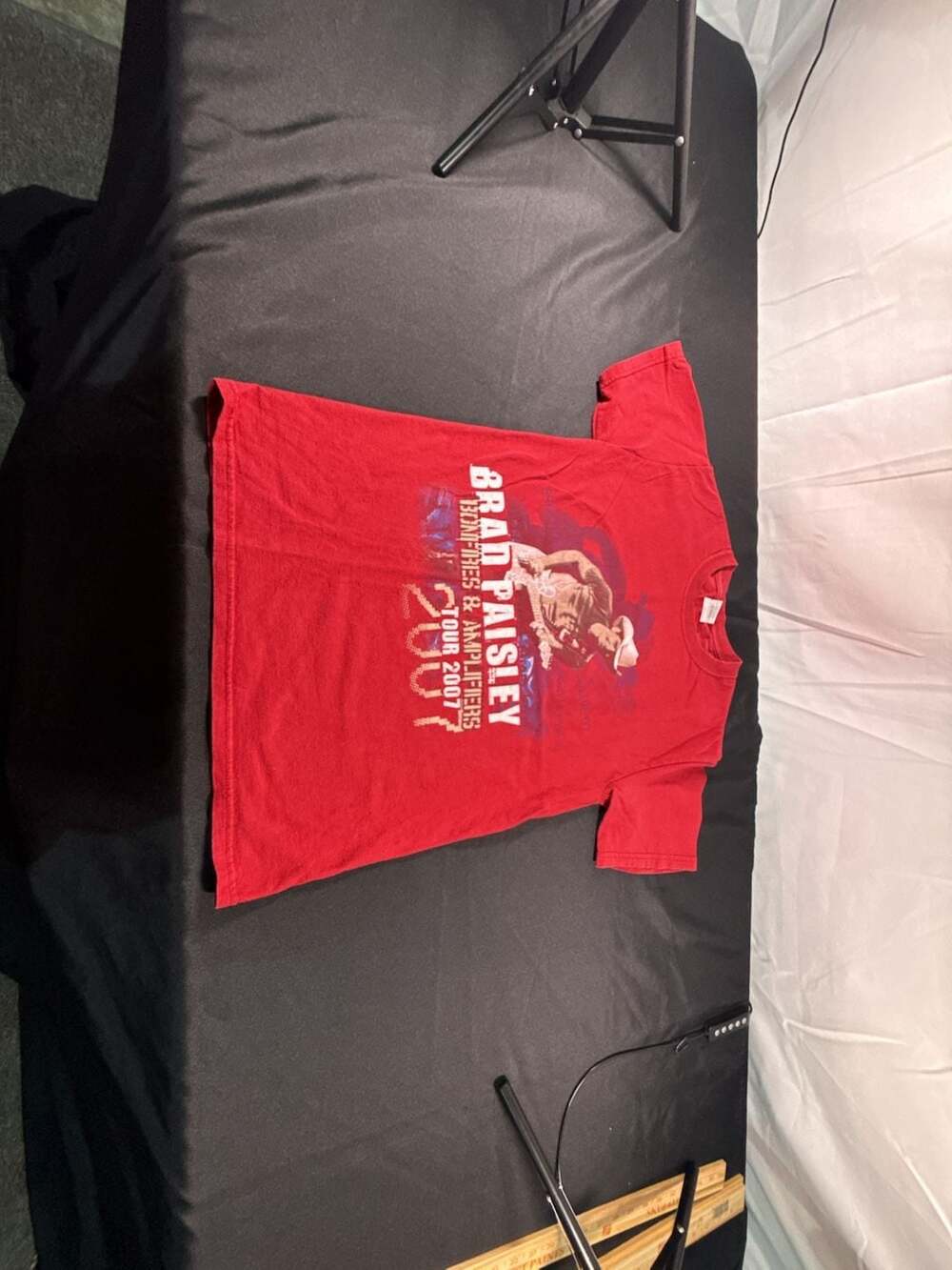 Brad Paisley Bonfires And Amplifiers Tour 2007 Red Concert T-Shirt Size S